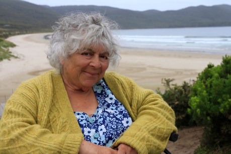 Miriam Margolyes is back on the road, meeting real Aussies