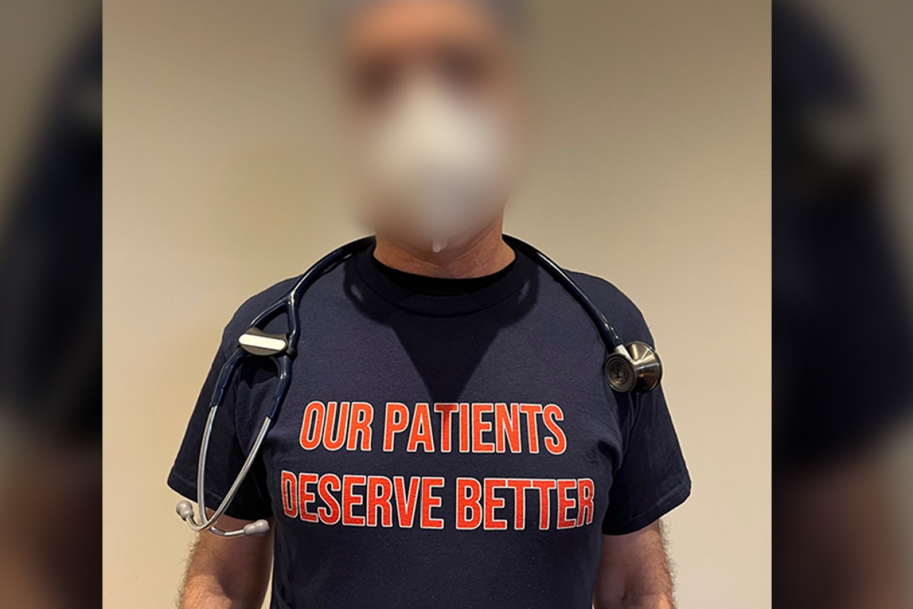 Protest T-shirts being worn by emergency doctors at the Lyell McEwin Hospital. Their union asked for the doctor not to be identified. Photo supplied.