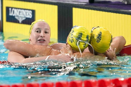 Aussie teenager wins gold to upset star teammates