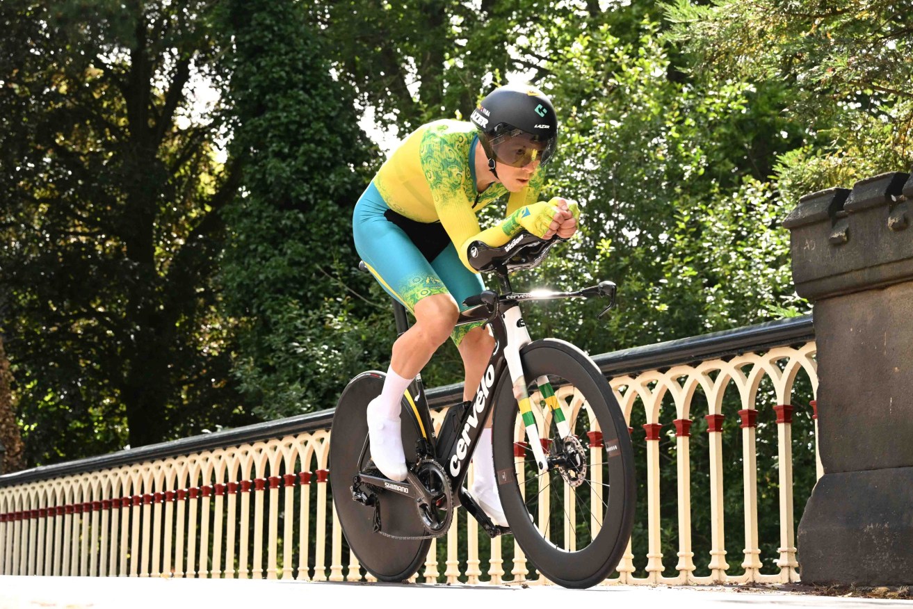 Rohan Dennis on his way to winning the individual time trial in Birmingham. Photo: AAP/Dave Hunt
