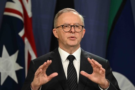 Some Australians set to get bigger tax cuts under overhaul