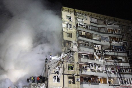 Russian missile strike on Ukraine apartment kills 30