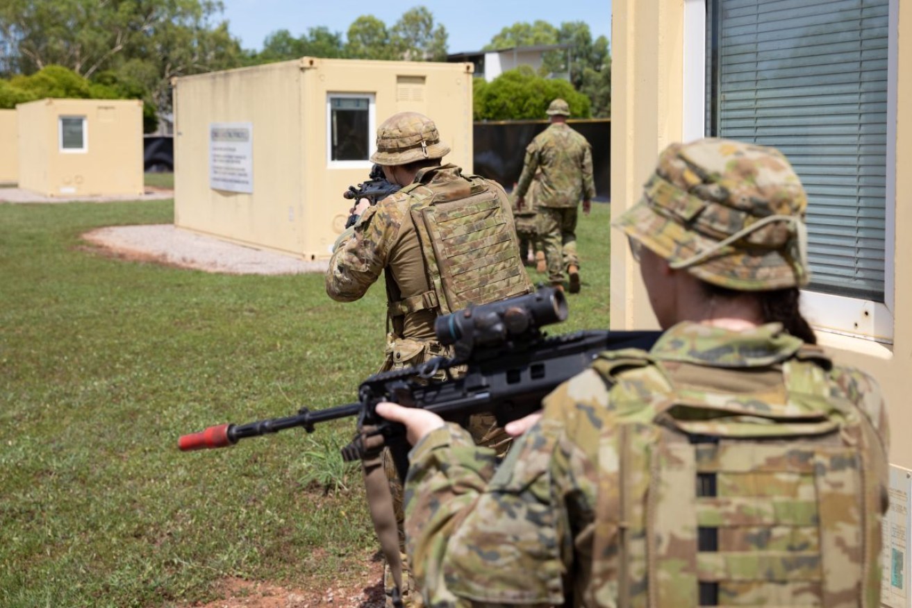 Australian soldiers conduct specific mission training before heading to the UK to help train Ukrainian soldiers. Photo: AAP/Supplied by Department Of Defence