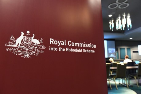 Turnbull to front robodebt royal commission