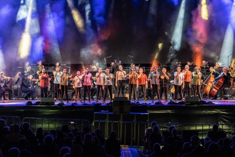 Adelaide Festival review: Spinifex Gum with the ASO
