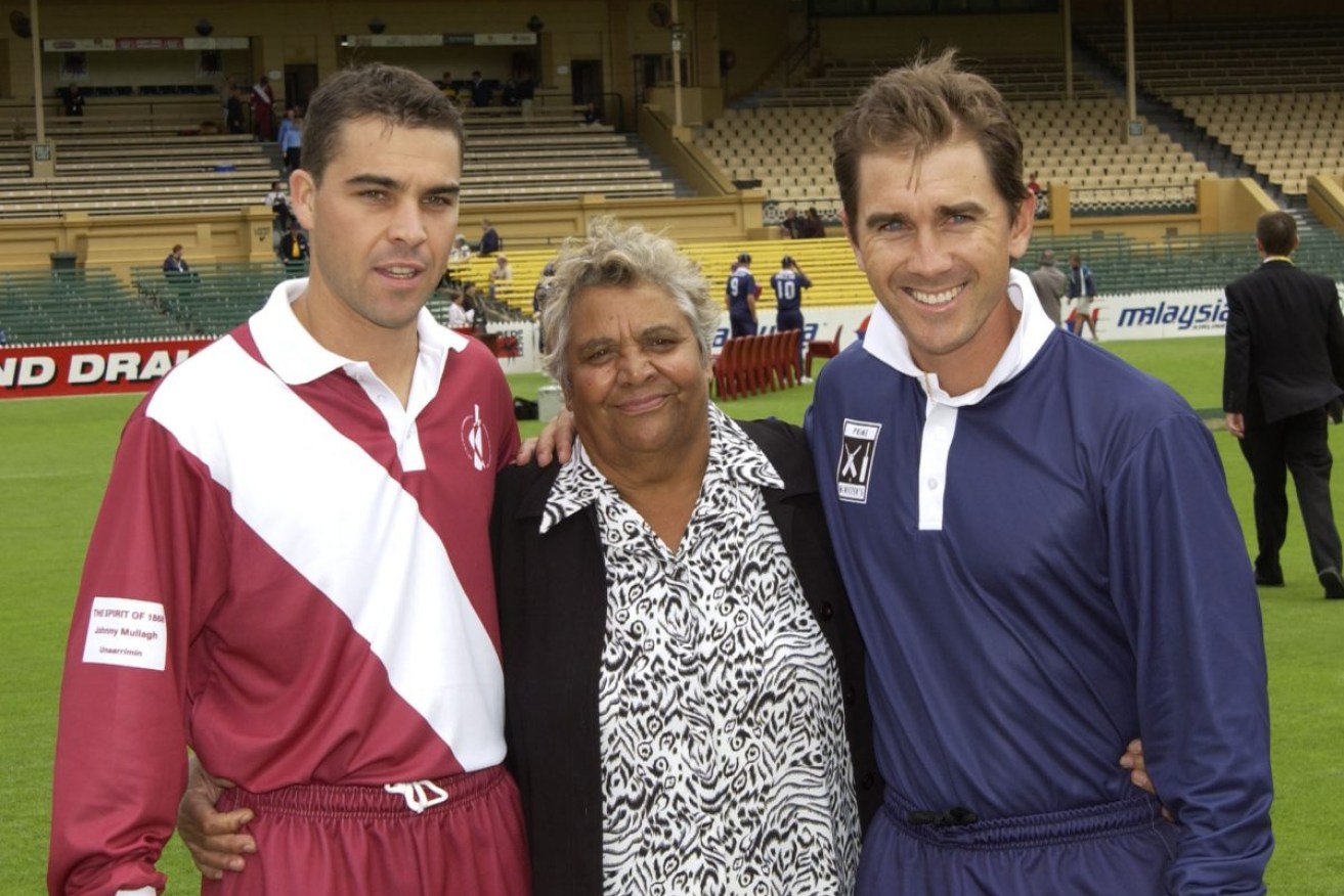  Faith Thomas with Matthew Bradley and Justin Langer at Adelaide Oval in 2003. Photo:  AAP/Tom Miletic