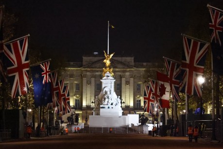 Pre-coronation security scare at Buckingham Palace