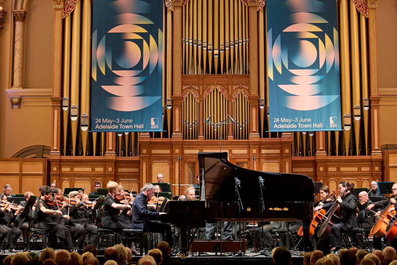 The Adelaide Symphony Orchestra is performing all four of Rachmaninov's piano concertos in a series of concerts with UK pianist Stephen Hough and American conductor Andrew Litton. Photo: Claudio Raschella / supplied