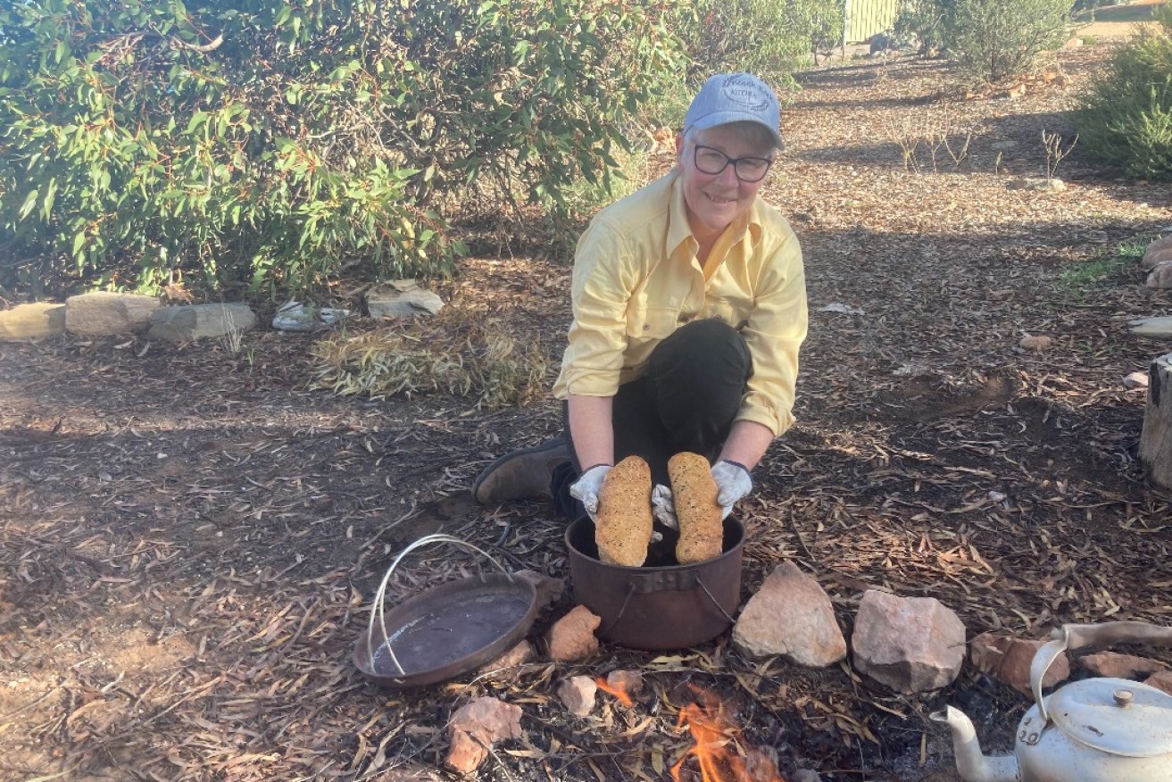 Orroroo baker, and Roasting in the Roo judge, Gaye Kuerschner has long-enjoyed a good, old-fashioned camp oven cook up, and bread is her speciality, cooked over a campfire.