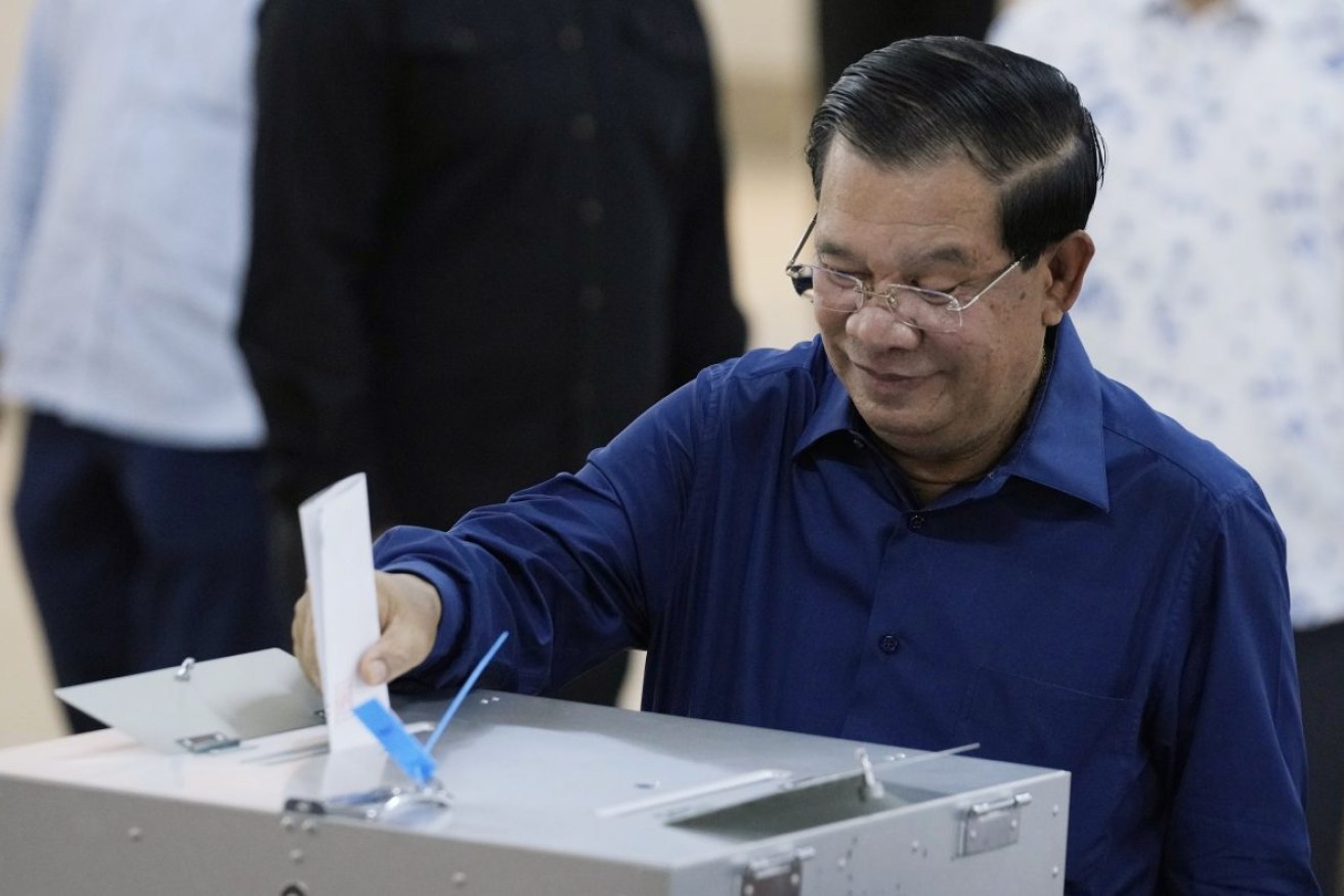 Cambodian Prime Minister Hun Sen votes on Sunday. Photo: AP/Heng Sinith