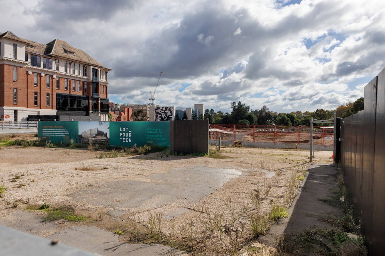 The vacant North Tce block intended for the stalled Aboriginal cultural centre. Photo: Tony Lewis/InDaily