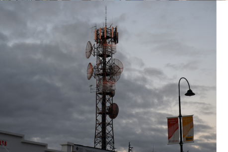 Phone tower selloffs send bad signal for rural coverage
