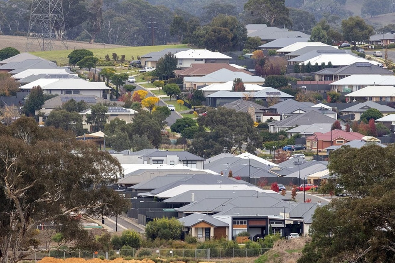 The state government has exempted new housing in Mount Barker growth zones from a national energy efficiency building code coming into effect next year. Photo: Tony Lewis/InDaily