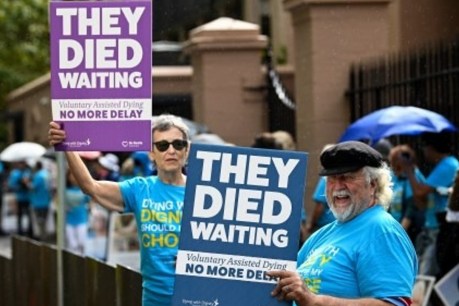 Doctors risk criminal charges over voluntary assisted dying