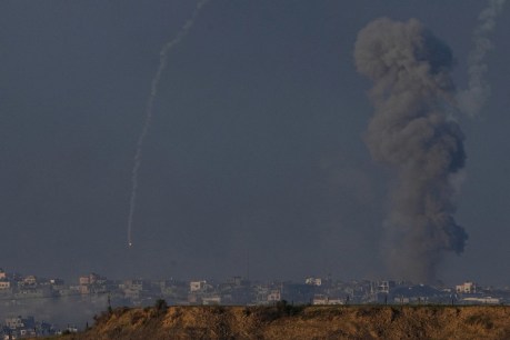 Israeli forces battle Hamas in southern Gaza
