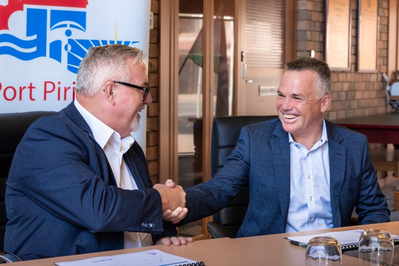 Port Pirie Mayor Leon Stephens and Magnetite Mines Chief Executive Officer Tim Dobson. Photo: Supplied.