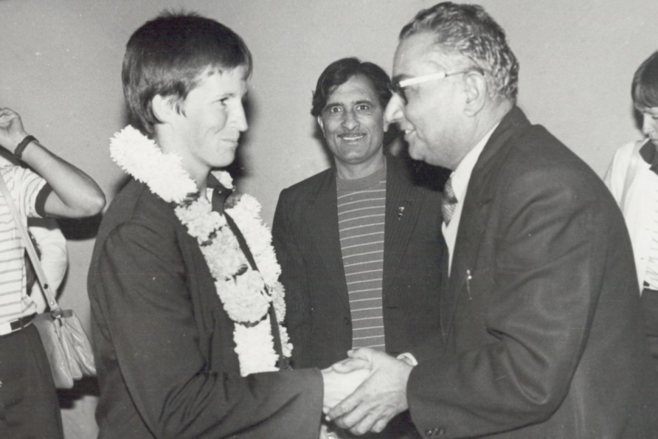Former Australian captain Jill Kennare being welcomed on arrival in Delhi in 1984. Photo: Supplied.