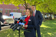 Labor wins Dunstan by-election