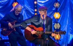Music review: An evening with James Taylor