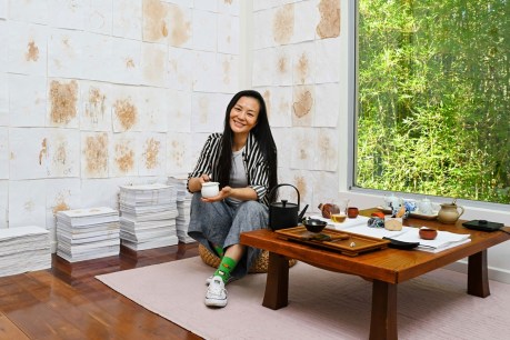 In the Studio – and the tearoom – with Jingwei Bu