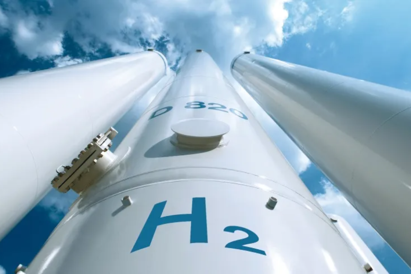 CIC will develop two major hydrogen generation plants in SA and the NT.