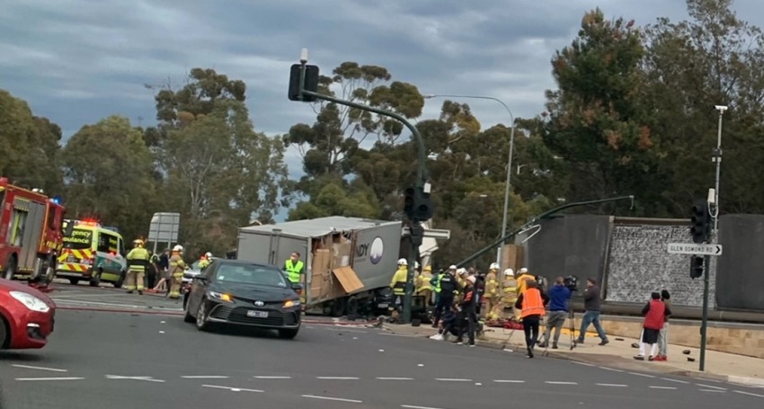 A major car crash on the South Eastern Freeway