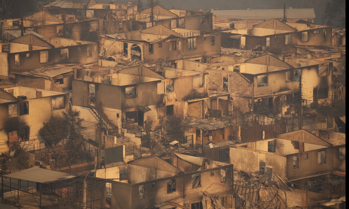 Aumenta la cifra de muertos por incendios forestales en Chile