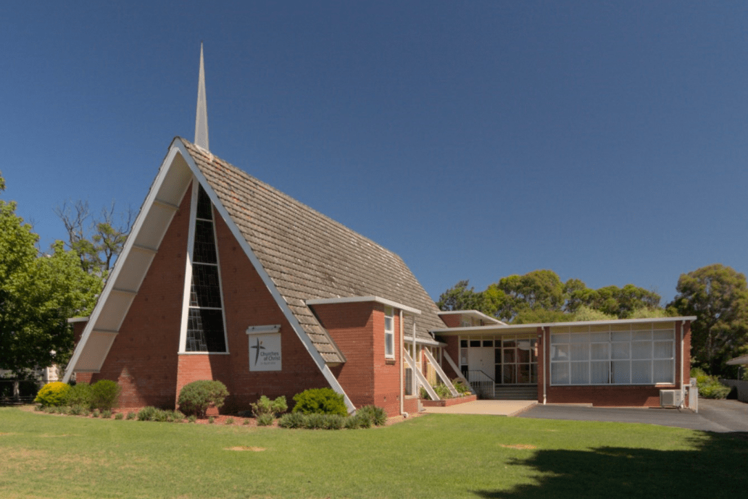 The state heritage listed Naracoorte Church of Christ.